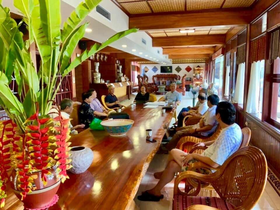 Hoa Binh Hotel Exteriör bild