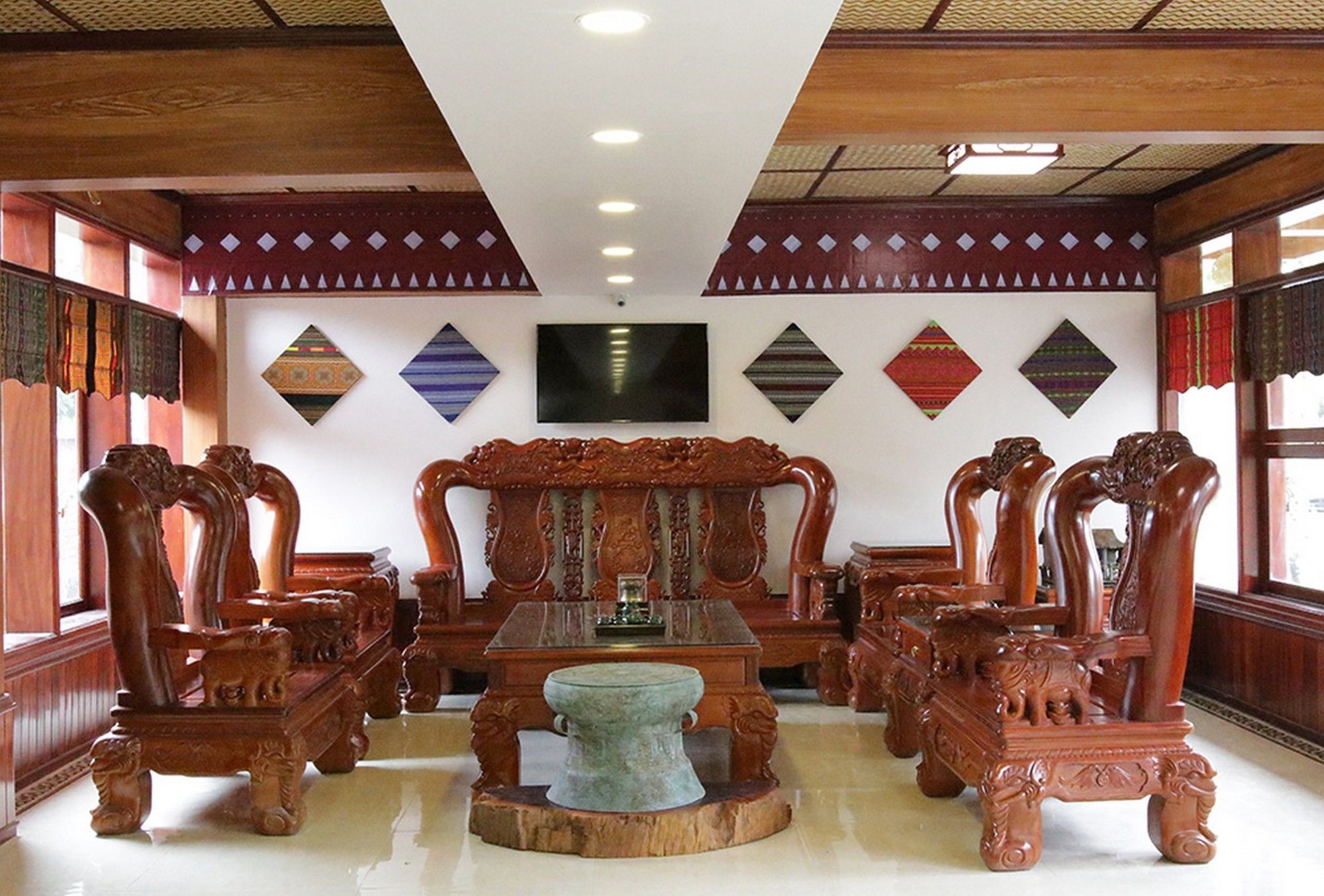 Hoa Binh Hotel Exteriör bild