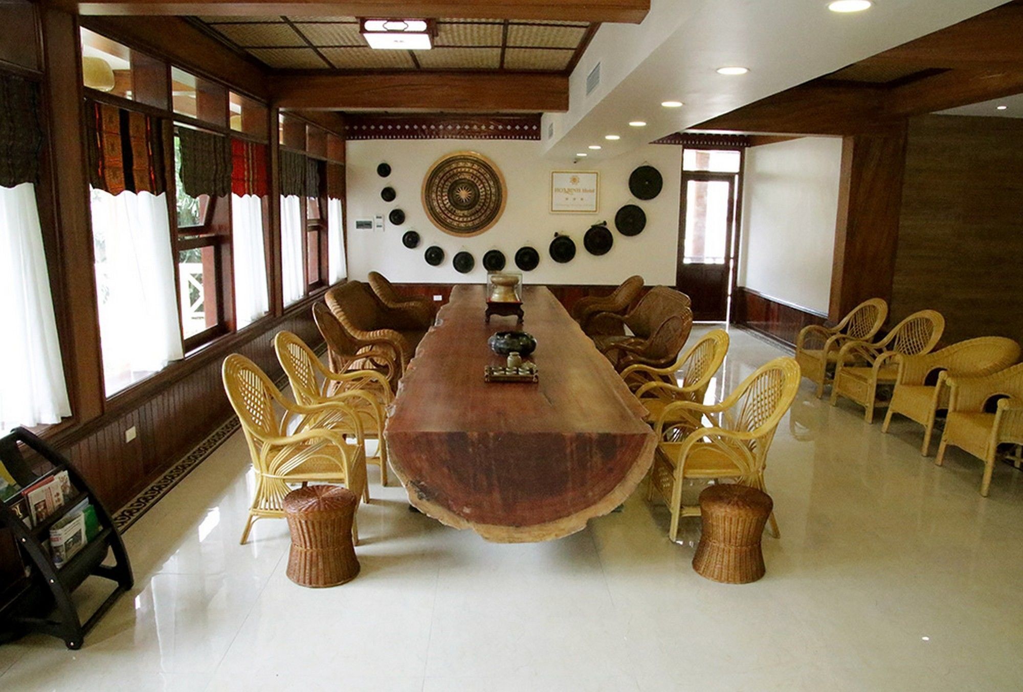 Hoa Binh Hotel Exteriör bild