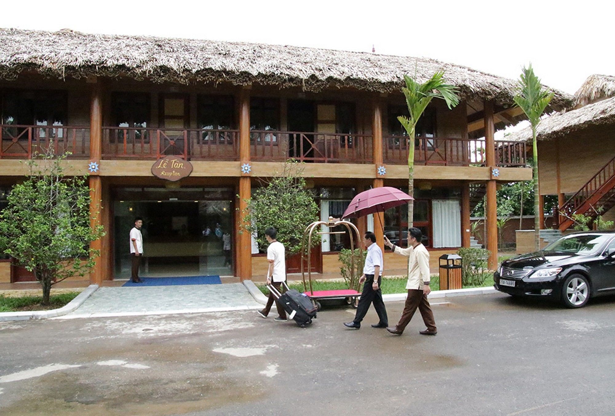 Hoa Binh Hotel Exteriör bild